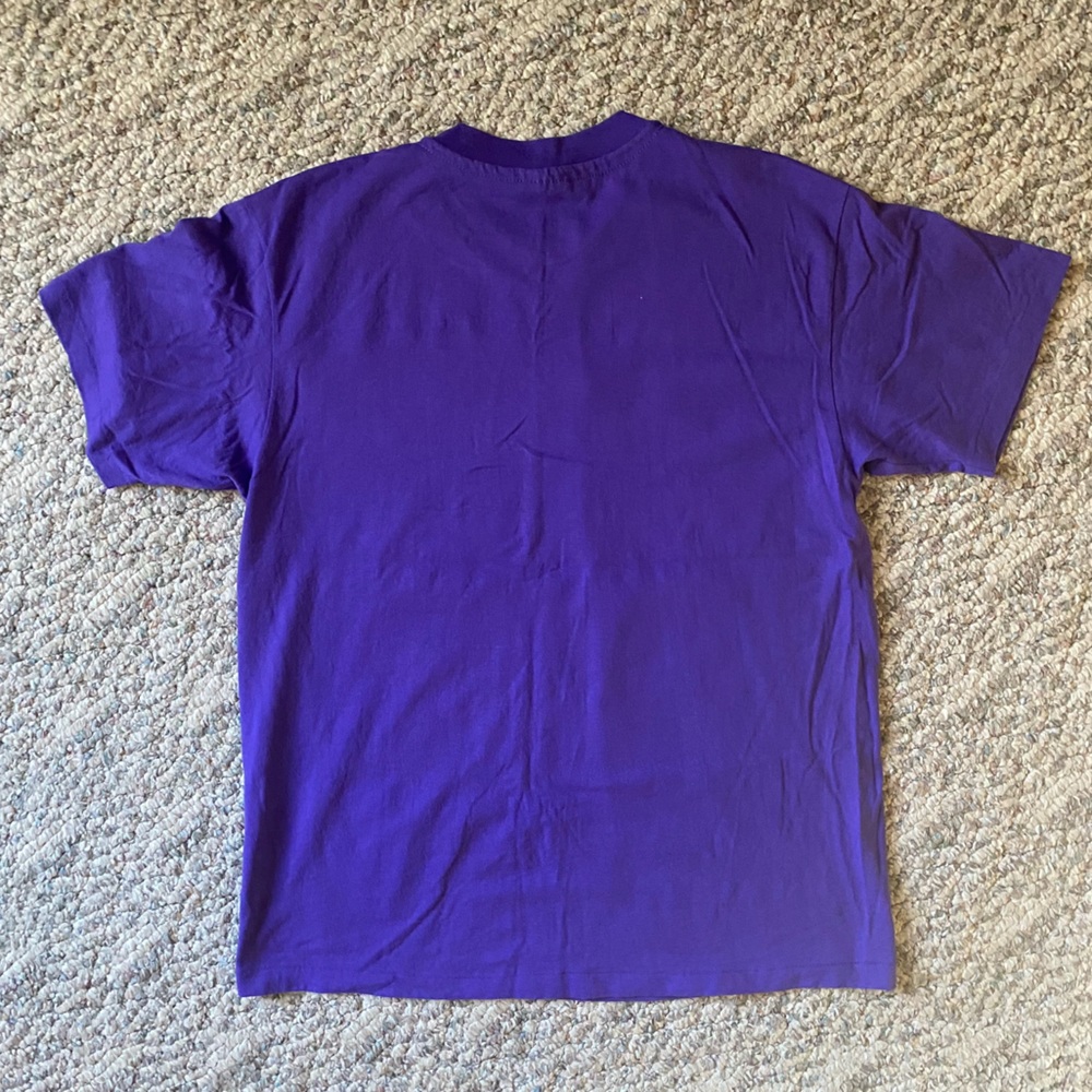 Purple We've Got It Together Bee 90s Graphic T-Shirt - Picture 5 of 5